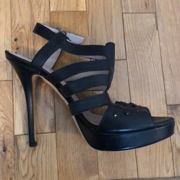 Strapped Cavalilini heels - Picture 2 of 7